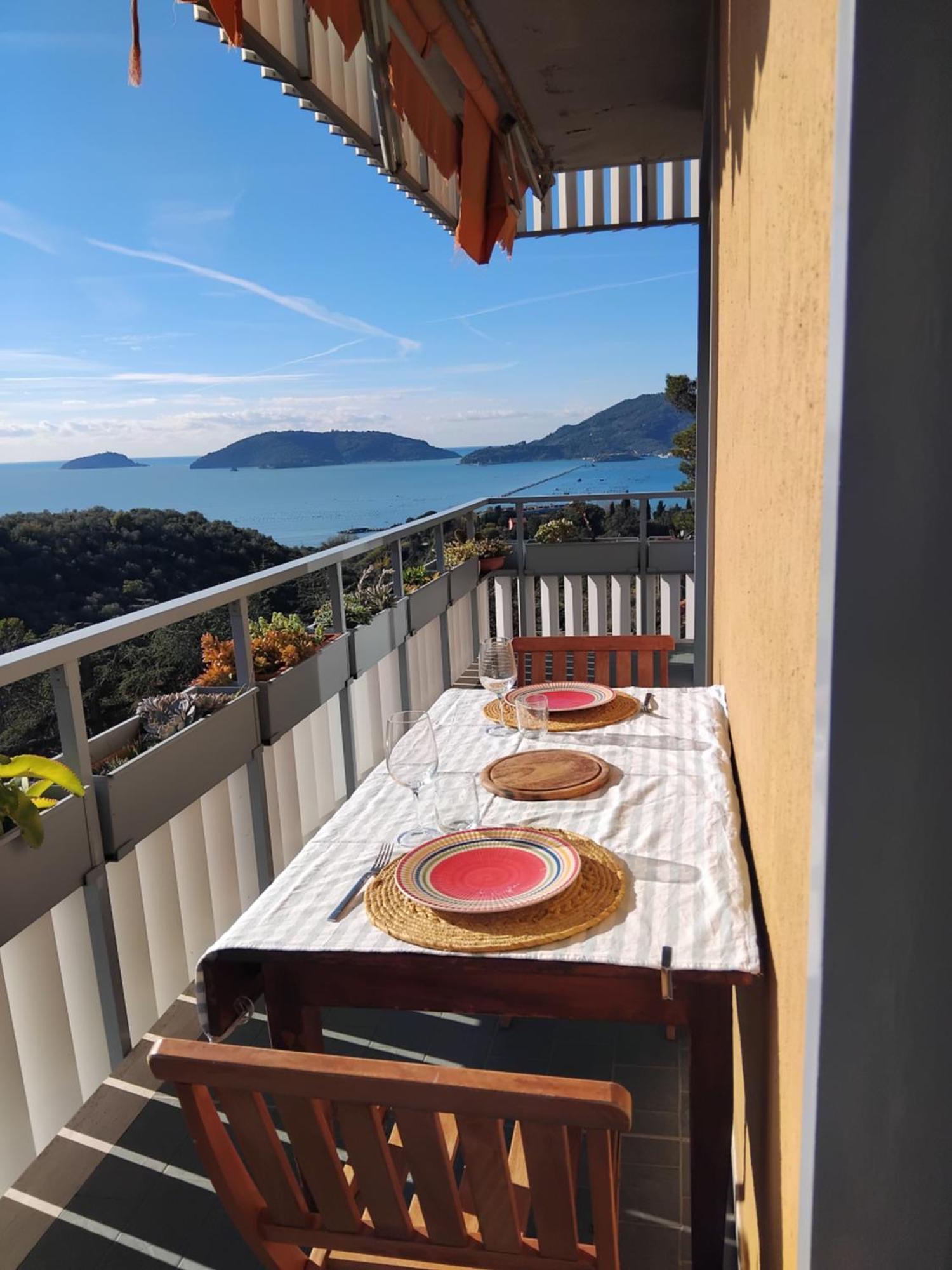 Ferienwohnung Vista Sul Blu ,Baia Blu, Lerici Exterior foto